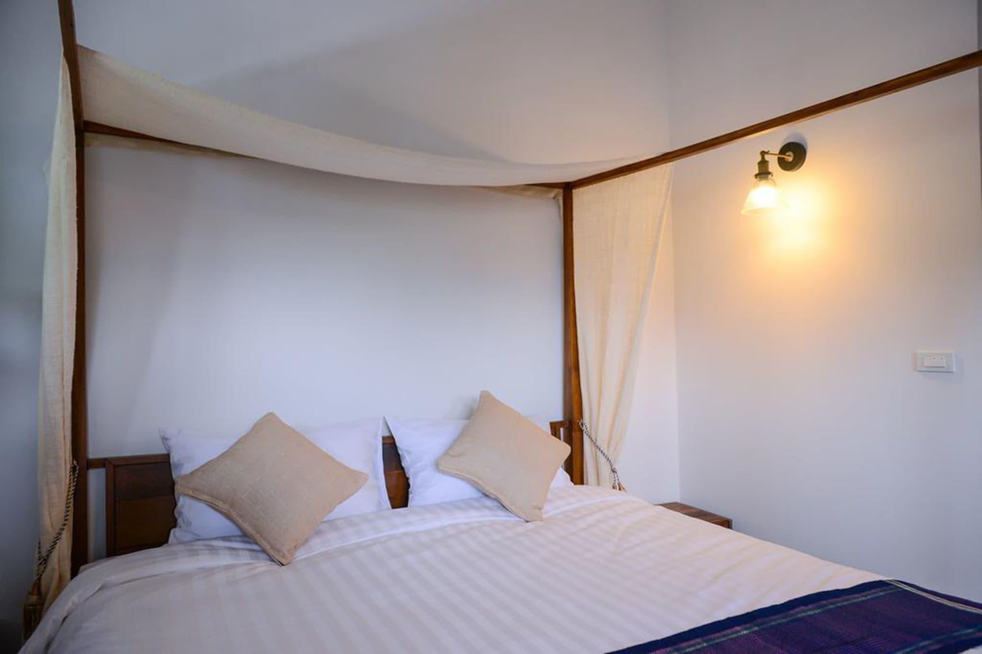 Neighbor Phuthon Bed & Breakfast Банкок Екстериор снимка