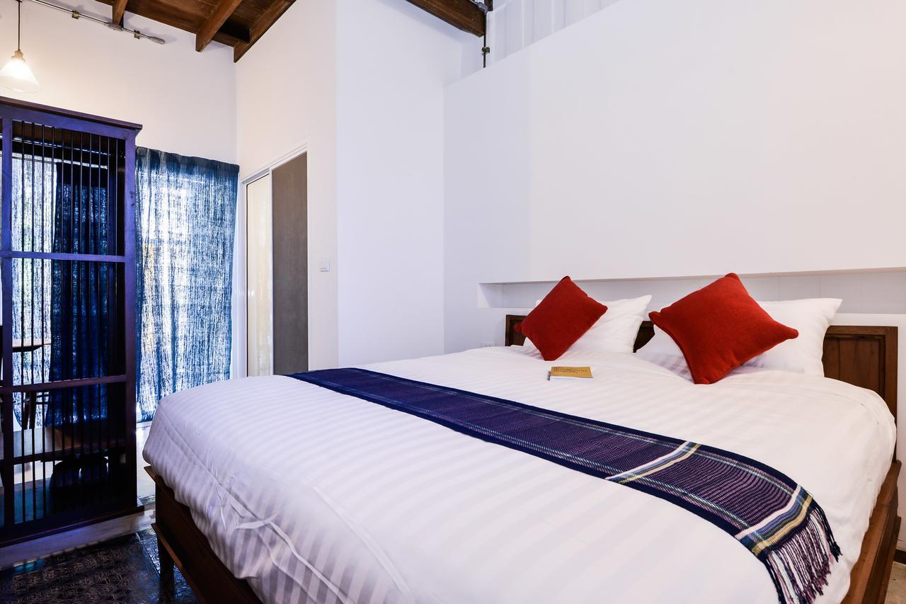 Neighbor Phuthon Bed & Breakfast Банкок Екстериор снимка