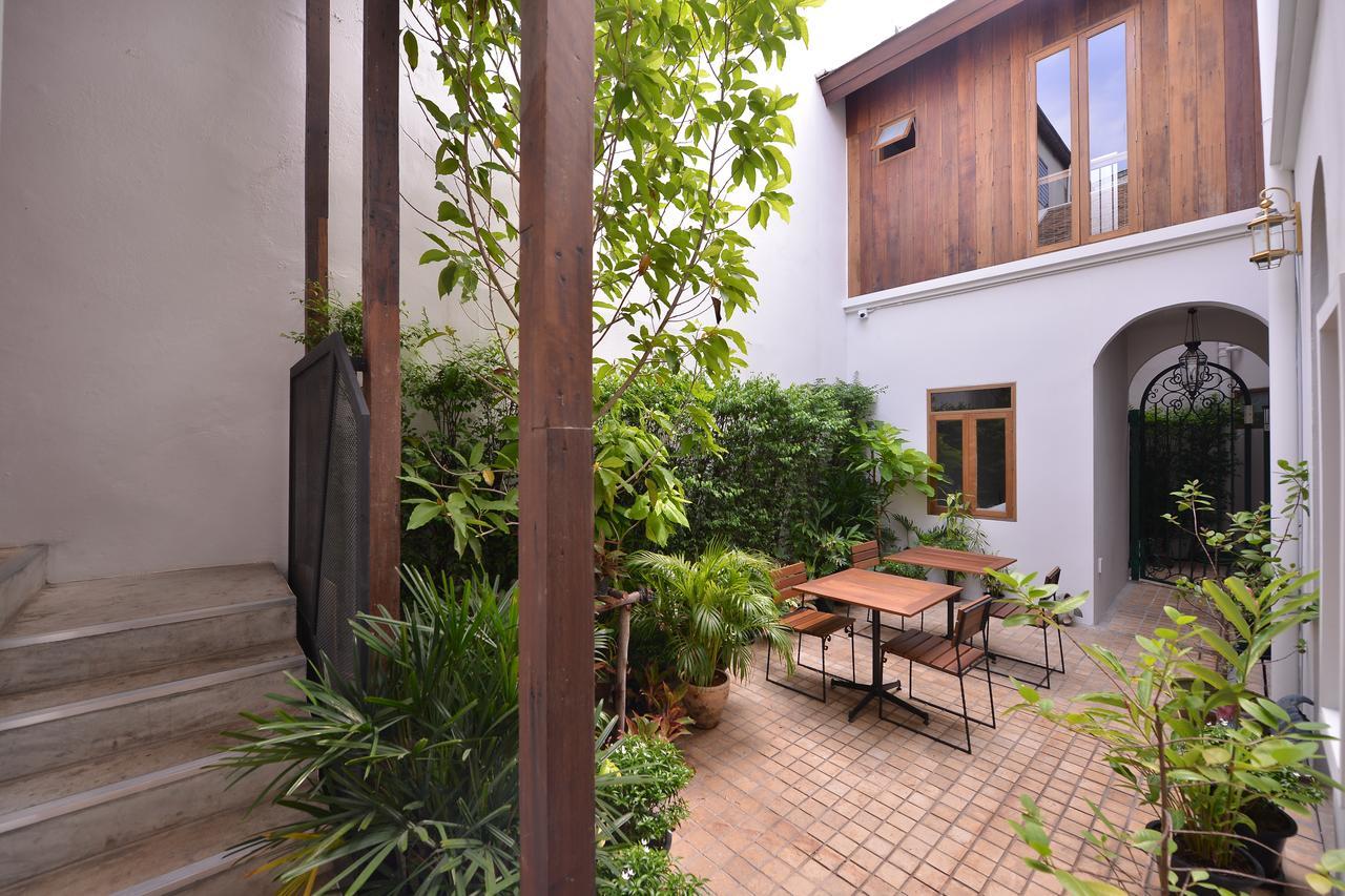 Neighbor Phuthon Bed & Breakfast Банкок Екстериор снимка